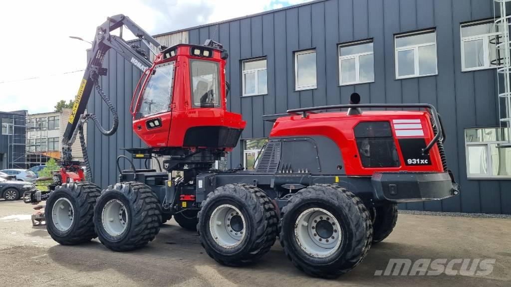 Komatsu 931 XC Θεριζοαλωνιστικές μηχανές