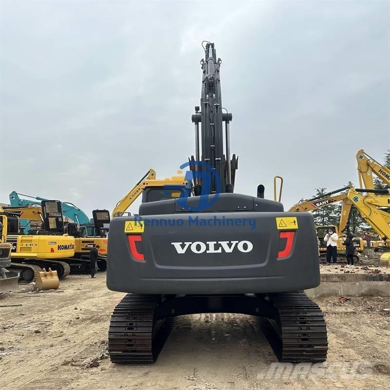 Volvo EC 240 Εκσκαφείς με ερπύστριες