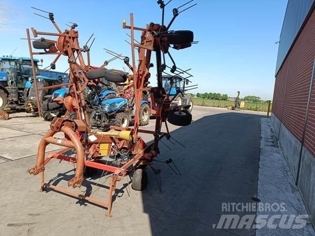 Kuhn GF8501 MH Τσουγκράνες και χορτοξηραντικές μηχανές