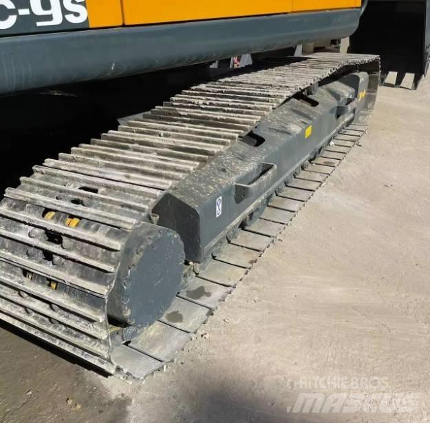 Hyundai R220LC-9S Εκσκαφείς με ερπύστριες