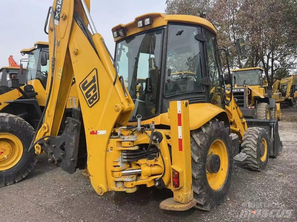 JCB 3CX Φορτωτές με λάστιχα (Τροχοφόροι)