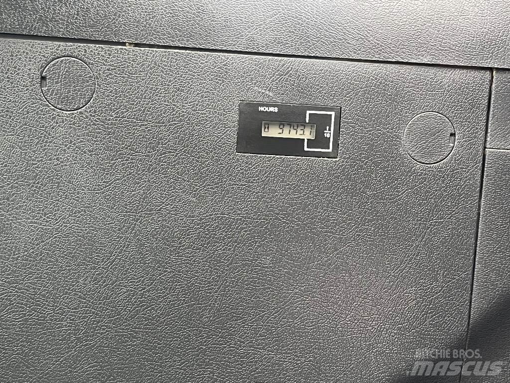 Hyundai HW140 Εκσκαφείς με τροχούς - λάστιχα