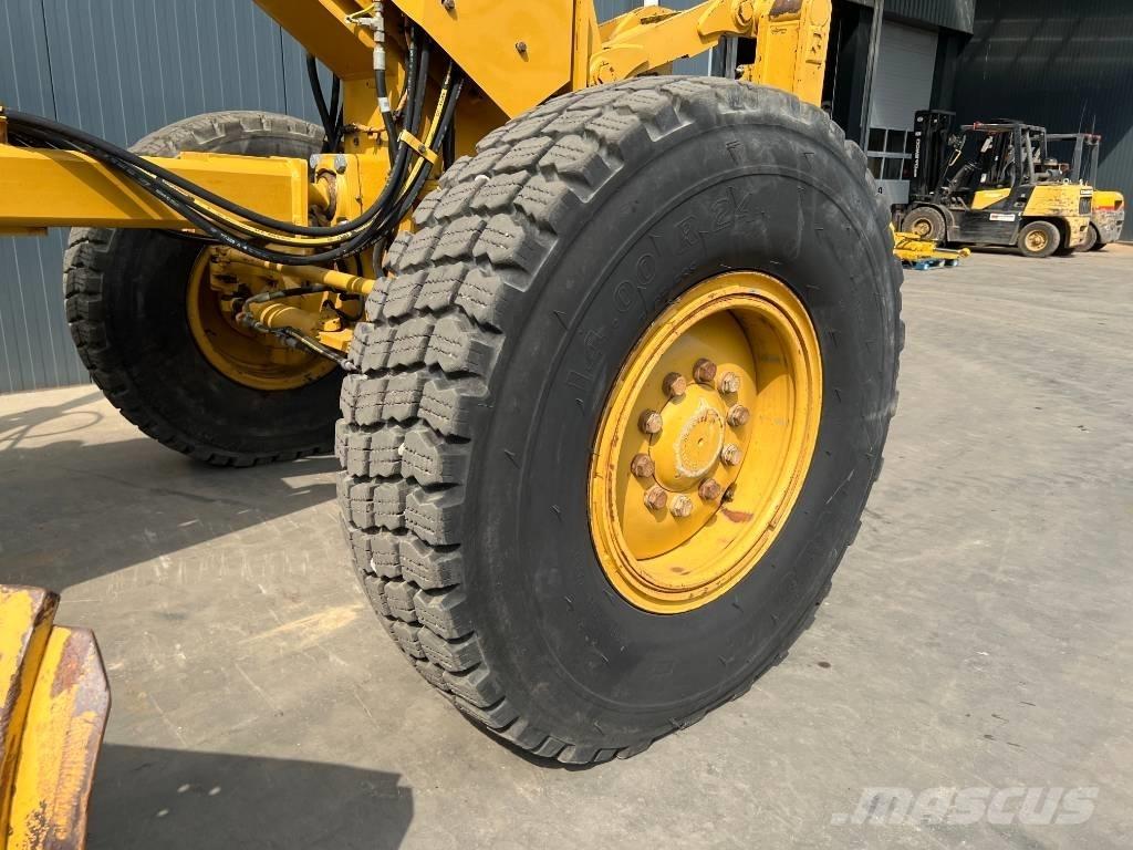 CAT 140M Γκρέιντερς