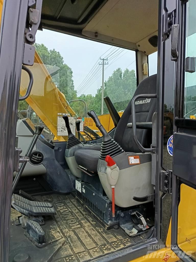 Komatsu PC 70 Εκσκαφείς με ερπύστριες