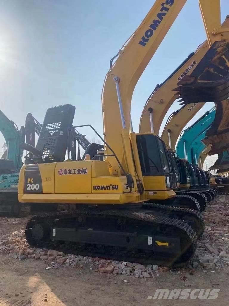 Komatsu pc 220 Εκσκαφείς με ερπύστριες