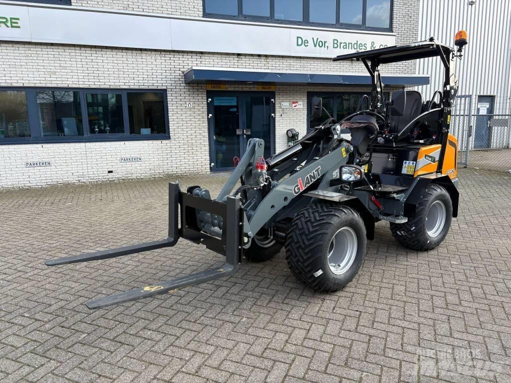 Giant G2500HD Xtra Μίνι φορτωτές