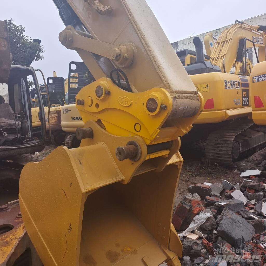 CAT 320 D Εκσκαφείς με ερπύστριες