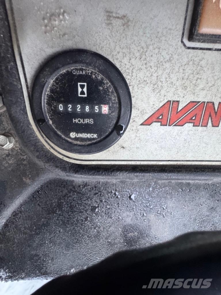 Avant 520+ Μίνι φορτωτές