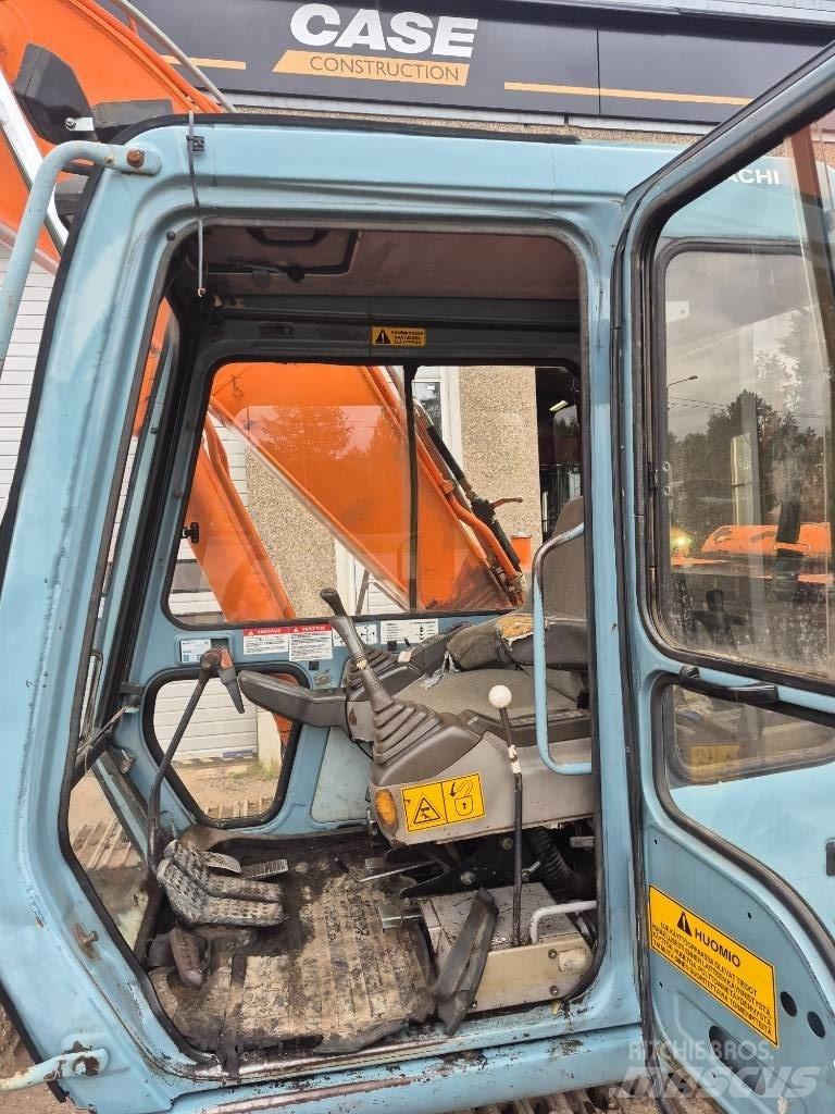 Hitachi EX 200-3 Εκσκαφείς με ερπύστριες