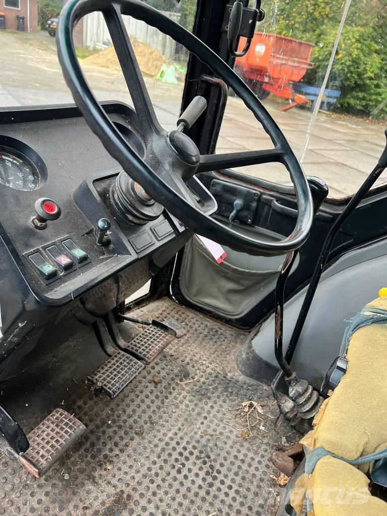 Case IH 745 XL Τρακτέρ