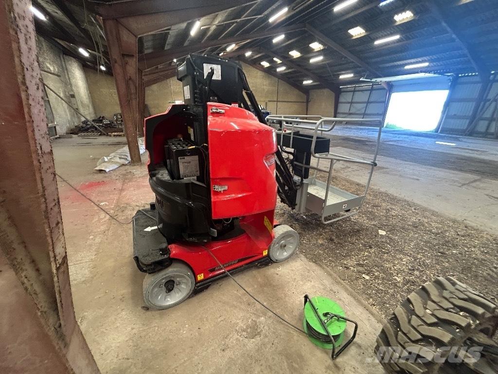 Manitou 100 VJR Ανυψωτήρες με κατακόρυφους πυλώνες