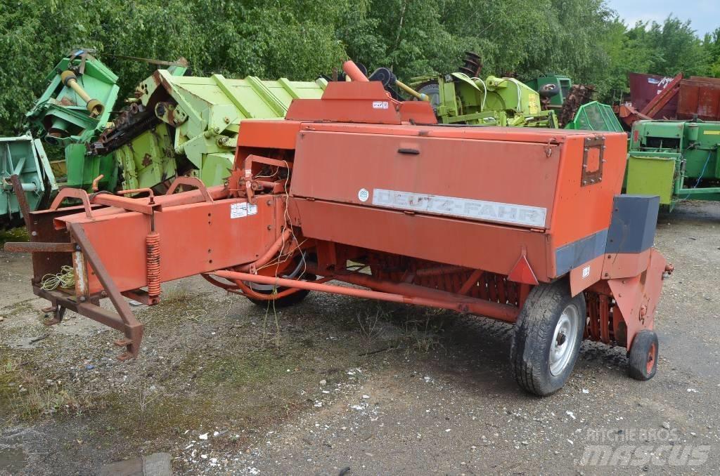 Deutz-Fahr HD490 Πρέσες τετράγωνων δεμάτων