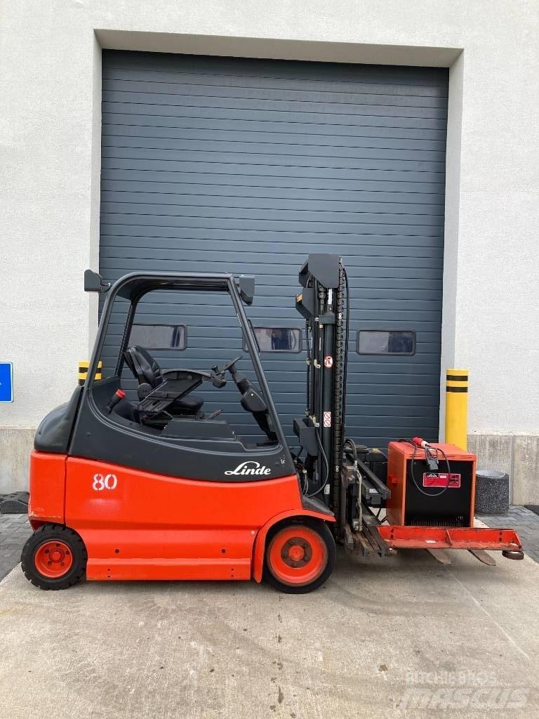 Linde E25/600/336 Ανυψωτήρας στενών διαδρόμων
