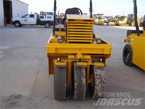 Basic 700 Κύλινδροι με επίσωτρα με αέρα