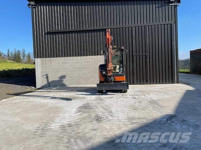 Hitachi u 33 Εκσκαφάκι (διαβολάκι) < 7t