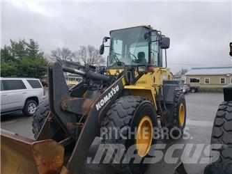 Komatsu WA 200 Φορτωτές με λάστιχα (Τροχοφόροι)
