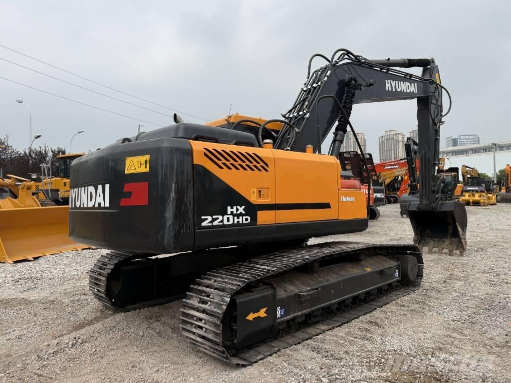 Hyundai HX 220 Εκσκαφείς με ερπύστριες