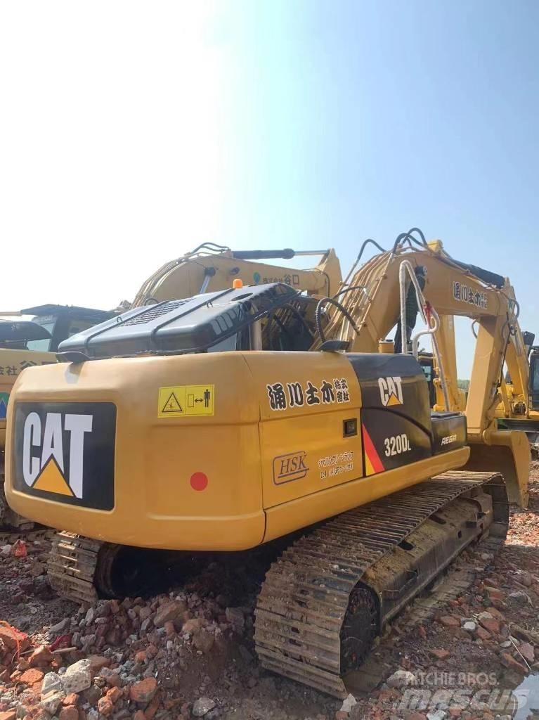 CAT 320 D L Εκσκαφείς με ερπύστριες