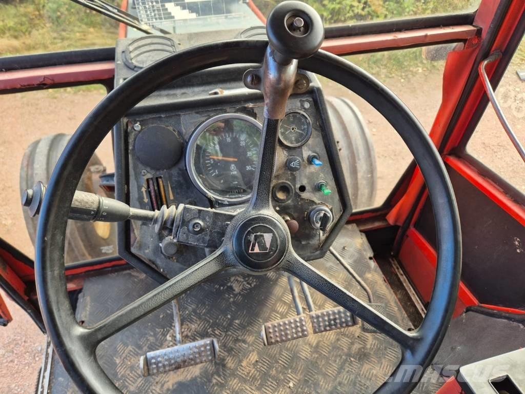 Valmet 805 Τρακτέρ