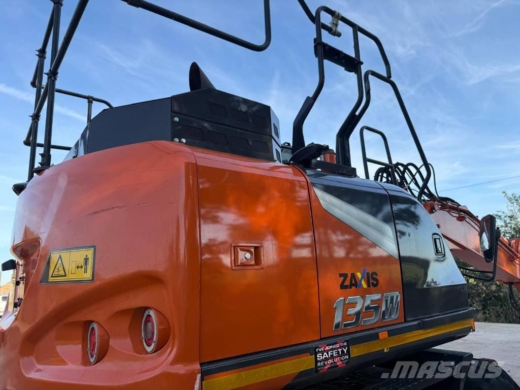 Hitachi ZX 135 W-7 Εκσκαφείς με τροχούς - λάστιχα