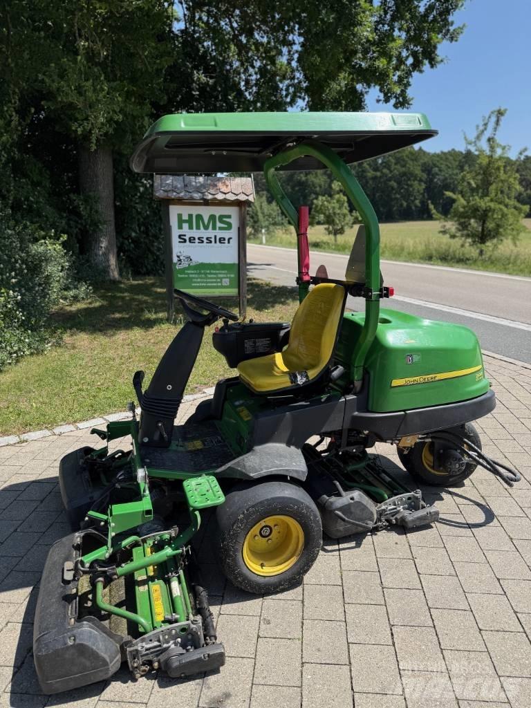 John Deere 2500 E Χορτοκοπτικά γηπέδων με γκαζόν