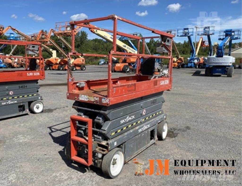 SkyJack SJ III 3226 Ανυψωτήρες ψαλιδωτής άρθρωσης