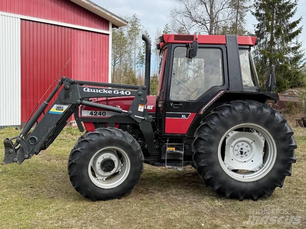 Case IH 4240 Τρακτέρ