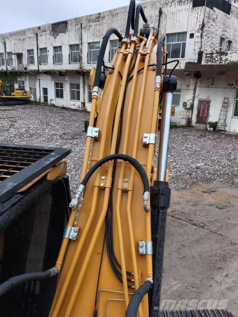 CAT 324 D L Εκσκαφείς με ερπύστριες
