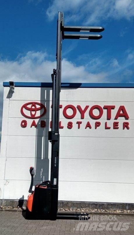 Toyota BT SWE145L Παλετοφόρα πεζού χειριστή με ιστό