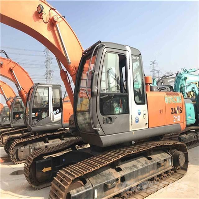 Hitachi zx210 Εκσκαφείς με ερπύστριες