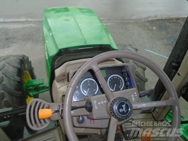John Deere 6115 M Τρακτέρ