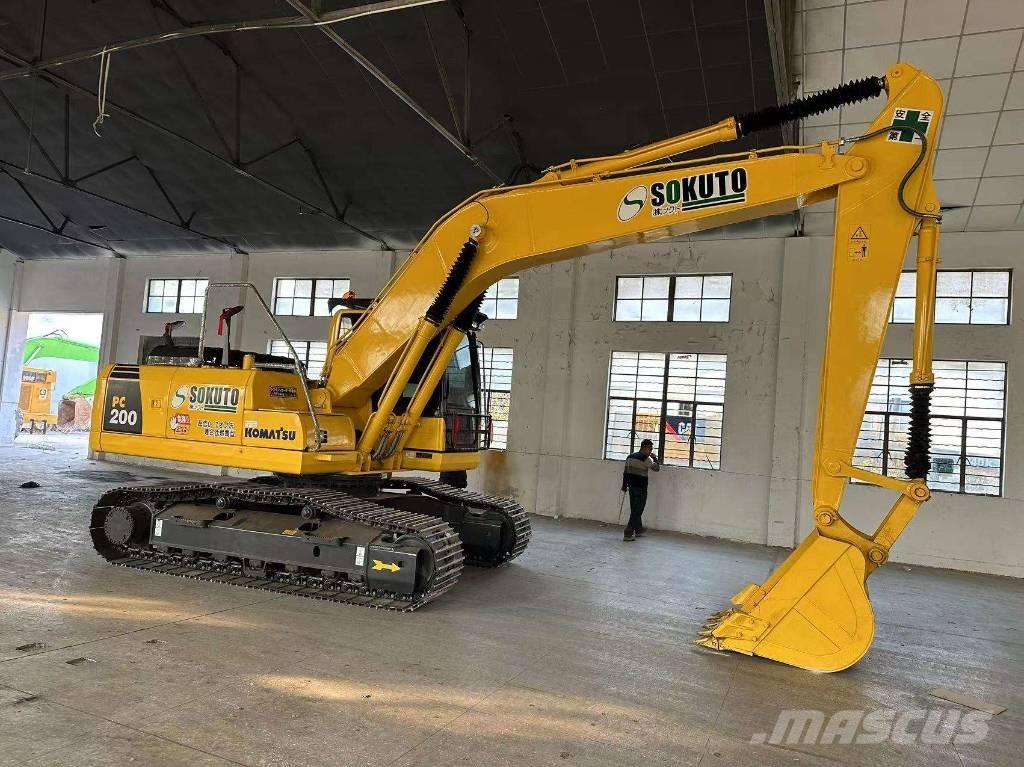 Komatsu PC 200-8 Εκσκαφείς με ερπύστριες