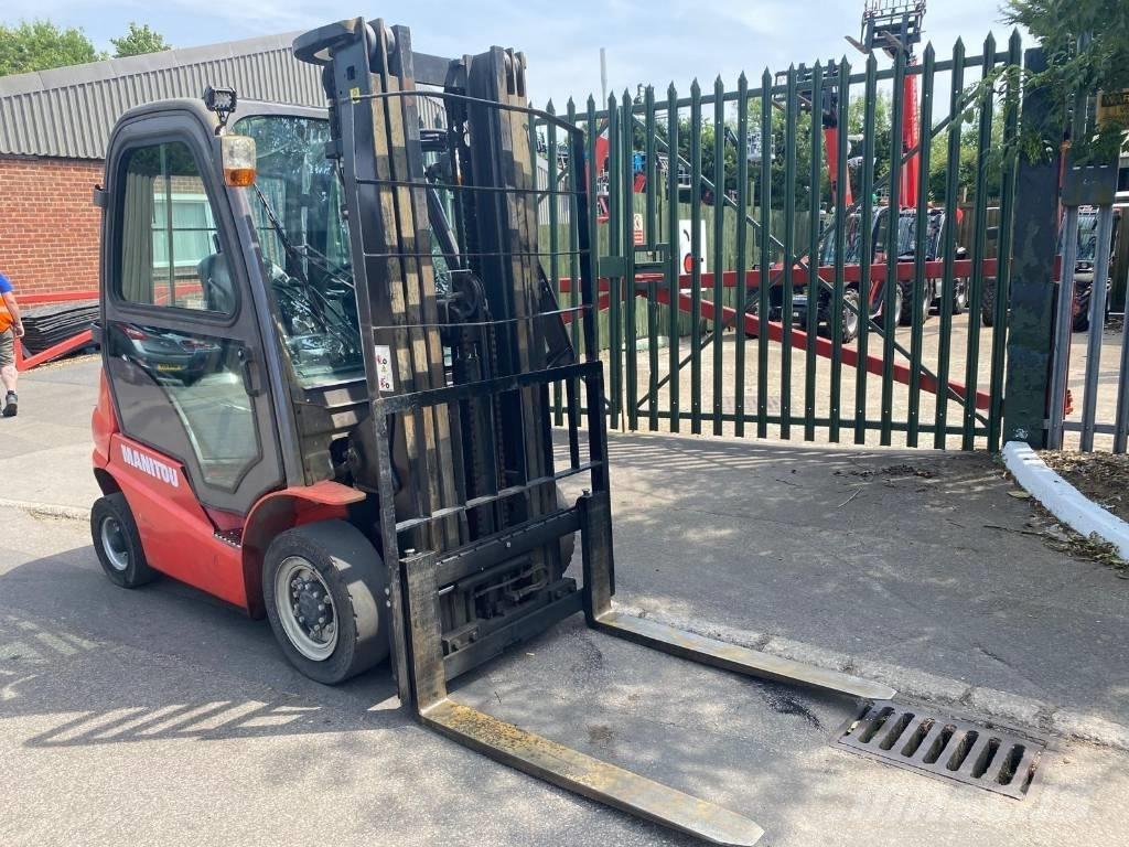 Manitou Mi25D Πετρελαιοκίνητα Κλαρκ