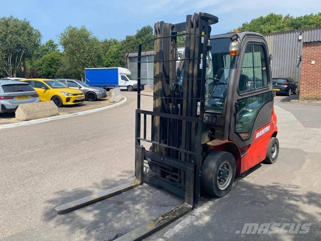 Manitou Mi25D Πετρελαιοκίνητα Κλαρκ