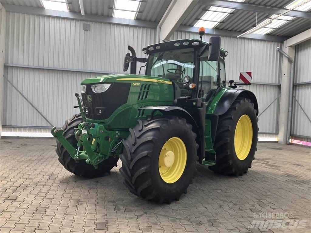 John Deere 6215R Τρακτέρ