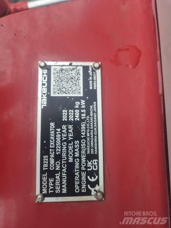 Takeuchi TB 225 Εκσκαφάκι (διαβολάκι) < 7t