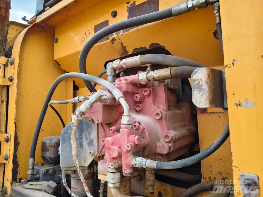 Hyundai R210W-9 Εκσκαφείς με τροχούς - λάστιχα