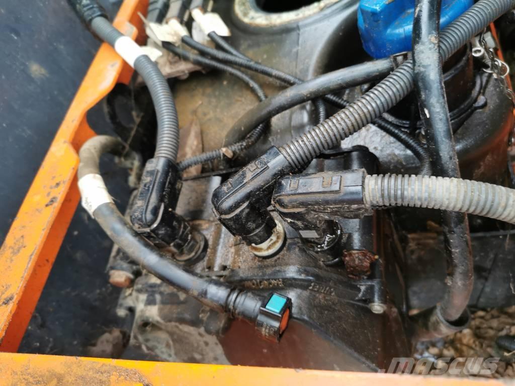 Doosan DX 225 SLR Εκσκαφείς με ερπύστριες