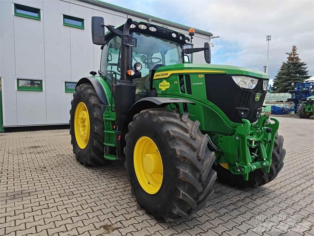 John Deere 6R 215 Τρακτέρ