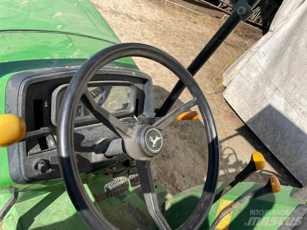 John Deere 5215 Τρακτέρ
