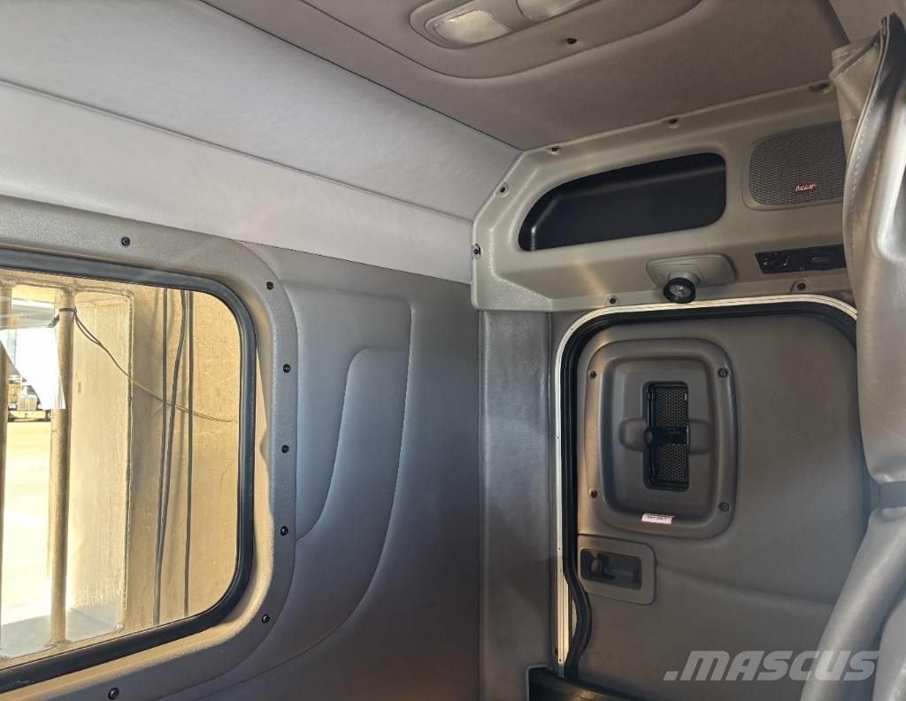 Peterbilt 389 Τράκτορες