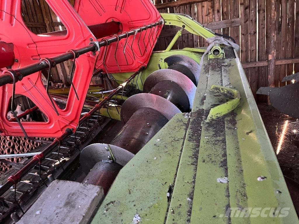 CLAAS Medion 310 Θεριζοαλωνιστικές μηχανές