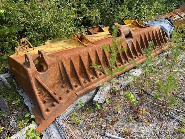 Komatsu D 155 AX Πτερύγια