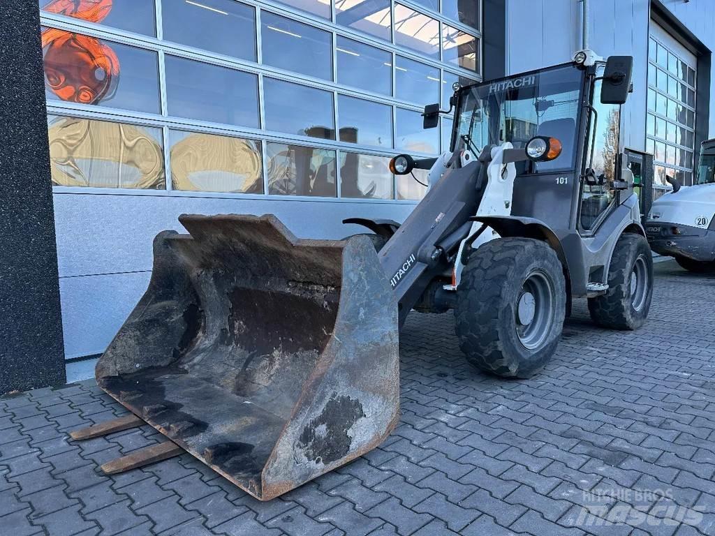 Hitachi ZW75 Φορτωτές με λάστιχα (Τροχοφόροι)