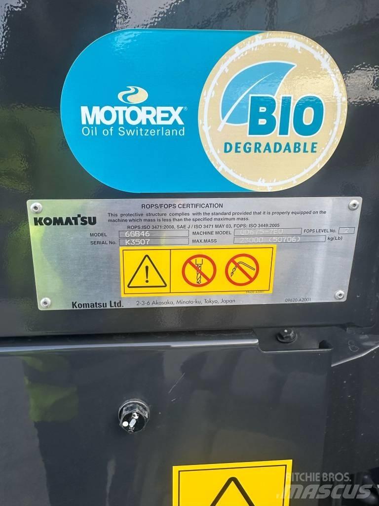 Komatsu GD675-7E0 Γκρέιντερς