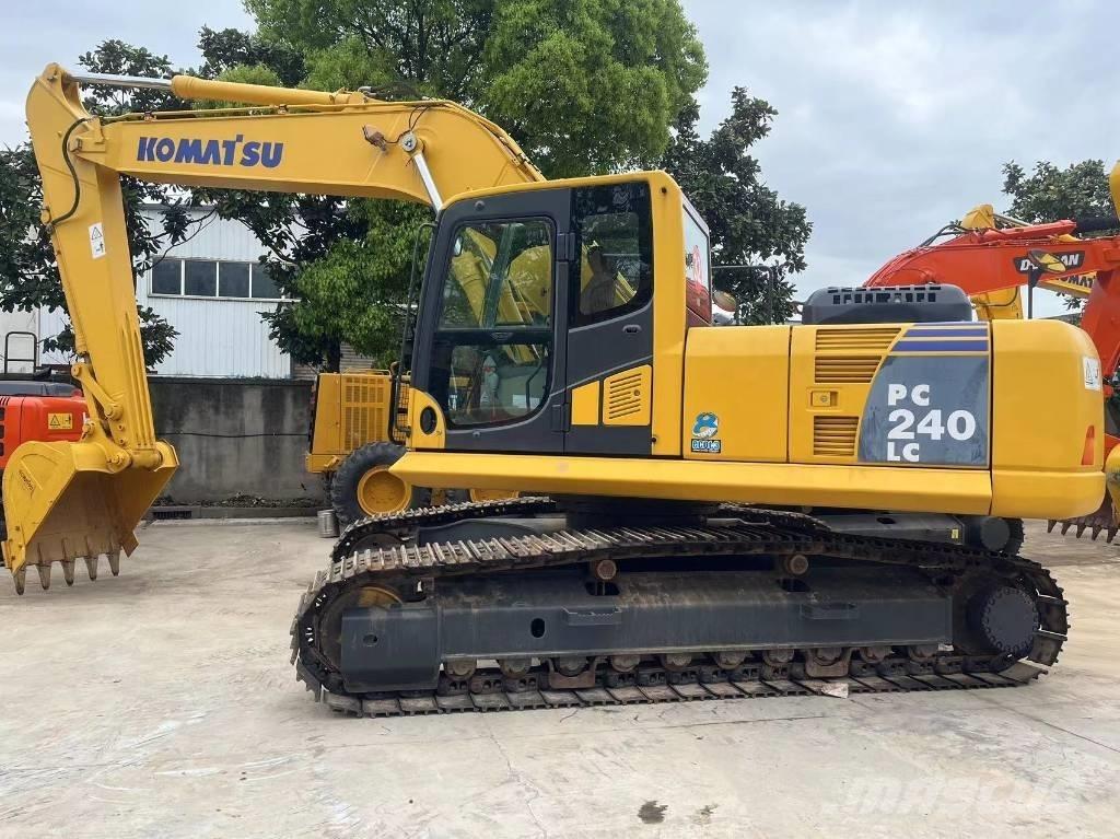 Komatsu PC 240 LC Εκσκαφείς με ερπύστριες