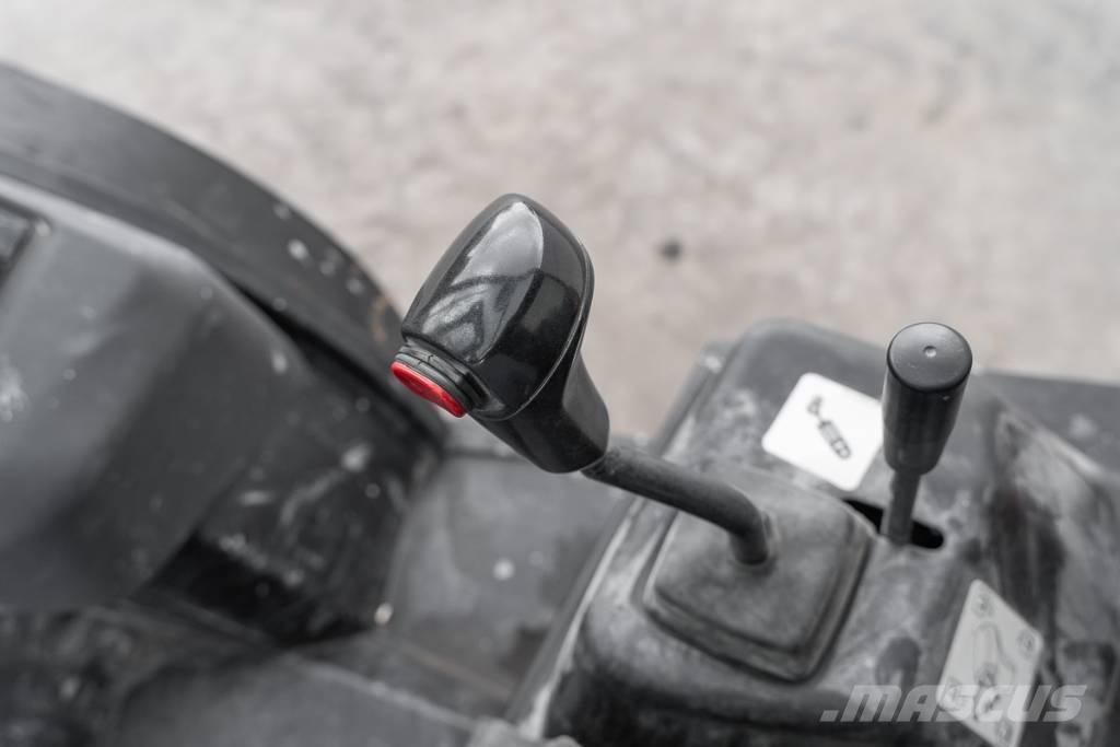 Manitou MC 30-4 Πετρελαιοκίνητα Κλαρκ