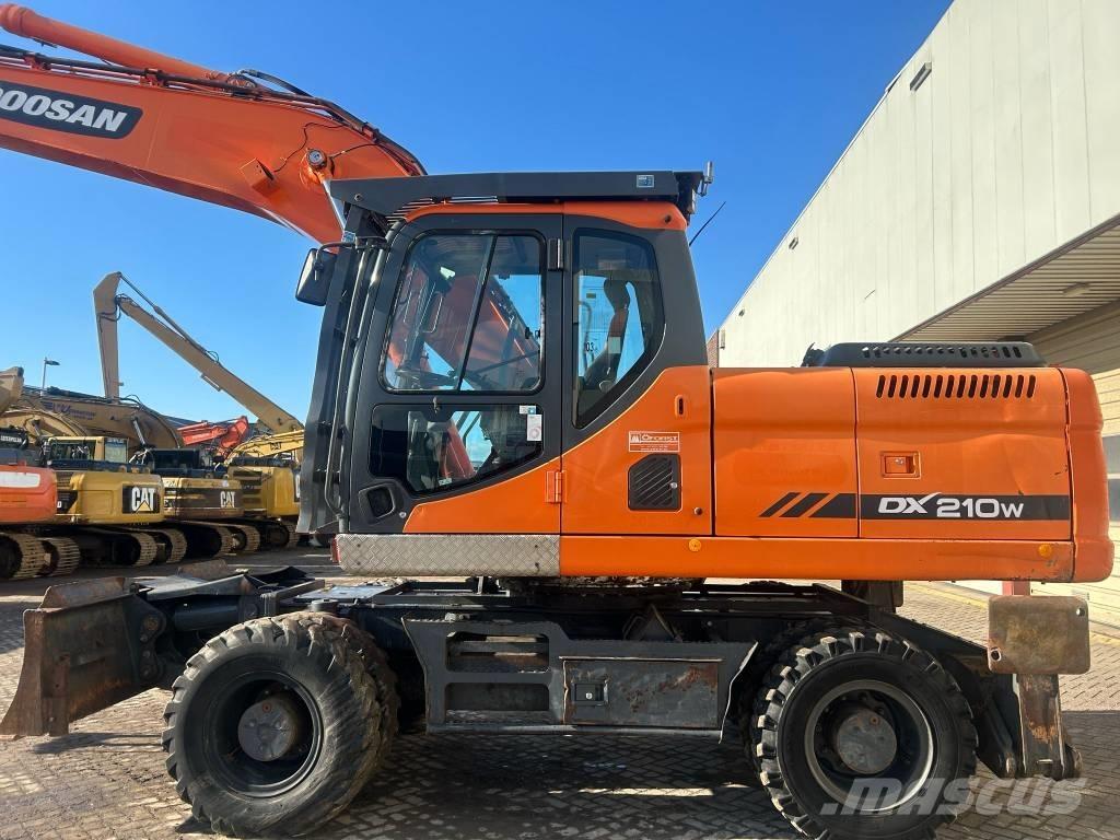 Doosan DX 210 W Εκσκαφείς με τροχούς - λάστιχα