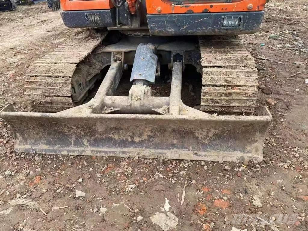 Doosan DX 75 Εκσκαφείς με ερπύστριες