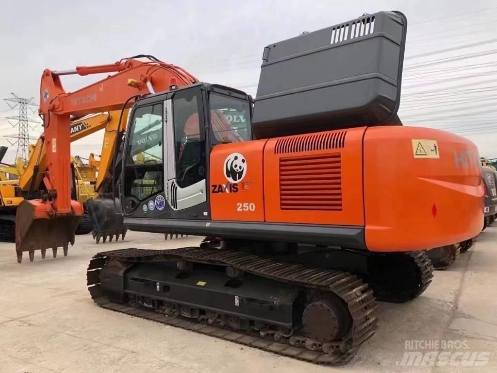 Hitachi ZX 250 Εκσκαφείς με ερπύστριες